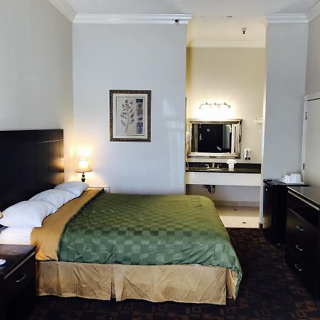 Castaic Inn Six Flags Valencia Luaran gambar